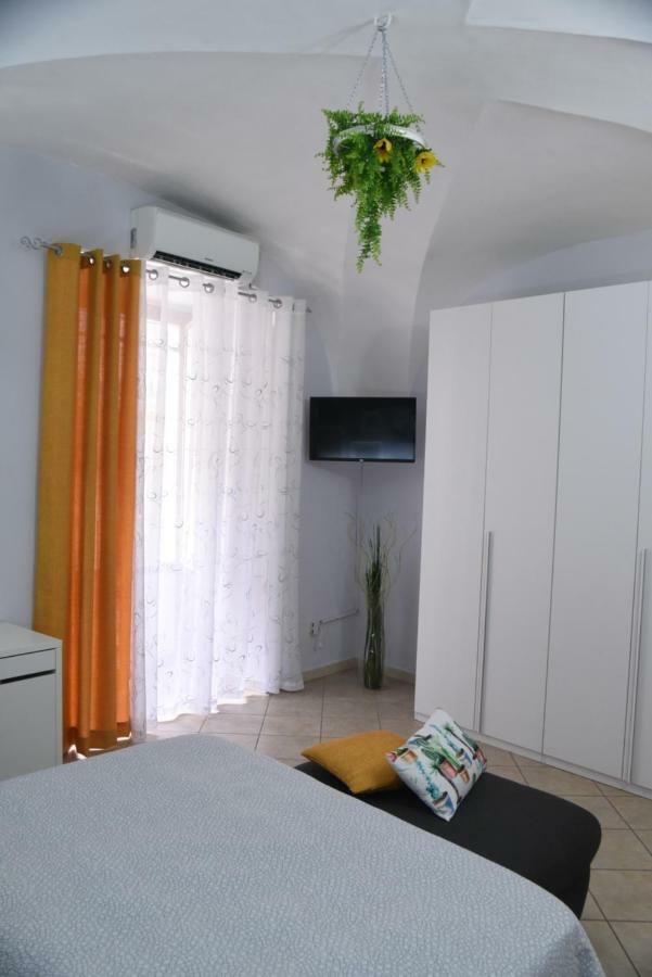 Ferienwohnung Sotto Il Duomo CTA Exterior foto